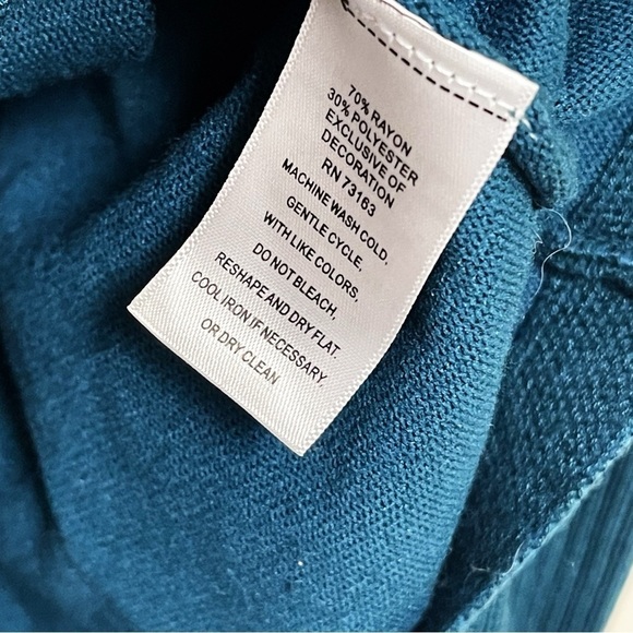 CABLE & GAUGE Women’s Teal Pullover Lace Sleeve Sweater - Medium - Picture 5 of 11